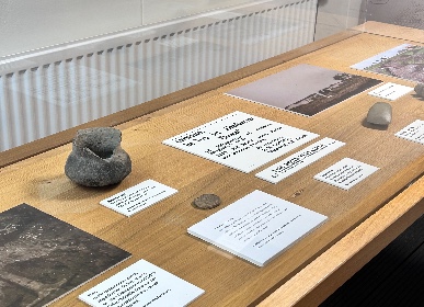 Foto's Uniek pauselijk lood uit de 15e eeuw gevonden bij voormalig Klooster Claercamp Rinsumageest door: 